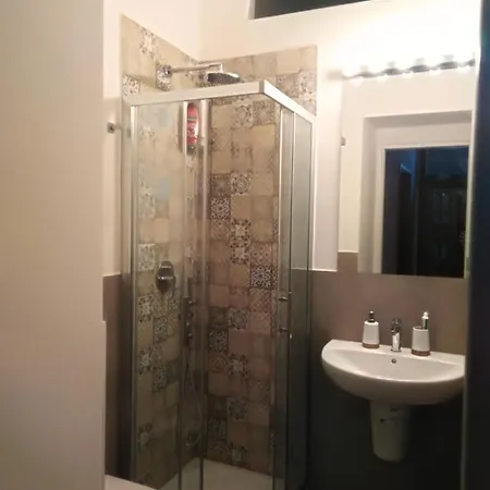 Quarto em Acomodações Particulares Stanza Al Centro Salerno